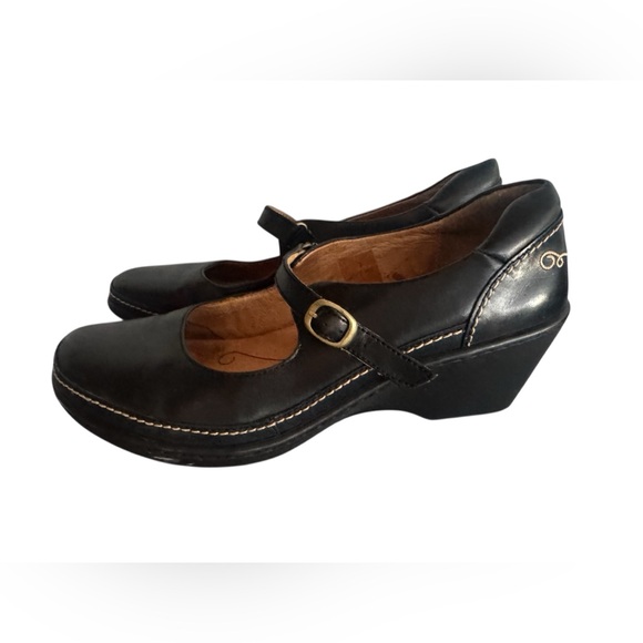 HUSH PUPPIES Black Leather Wedge Shoes - Picture 1 of 6